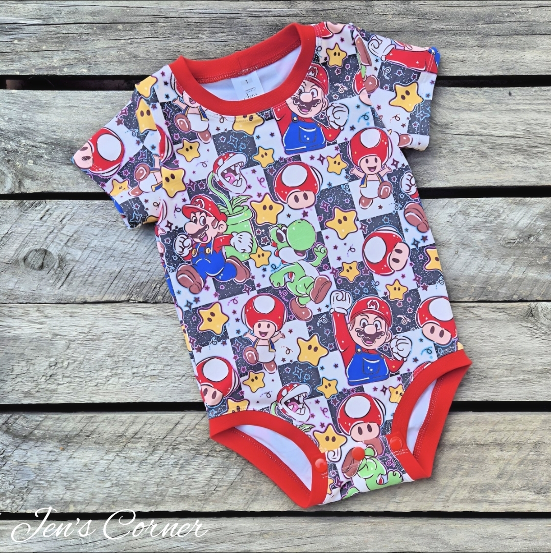Super Mario Bodysuit size 1